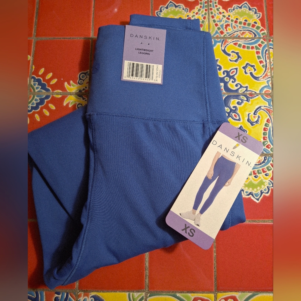 Danskin Lightweight Leggings Dazzling Blue Women XS Activate 7/8 Inseam 25" NWT